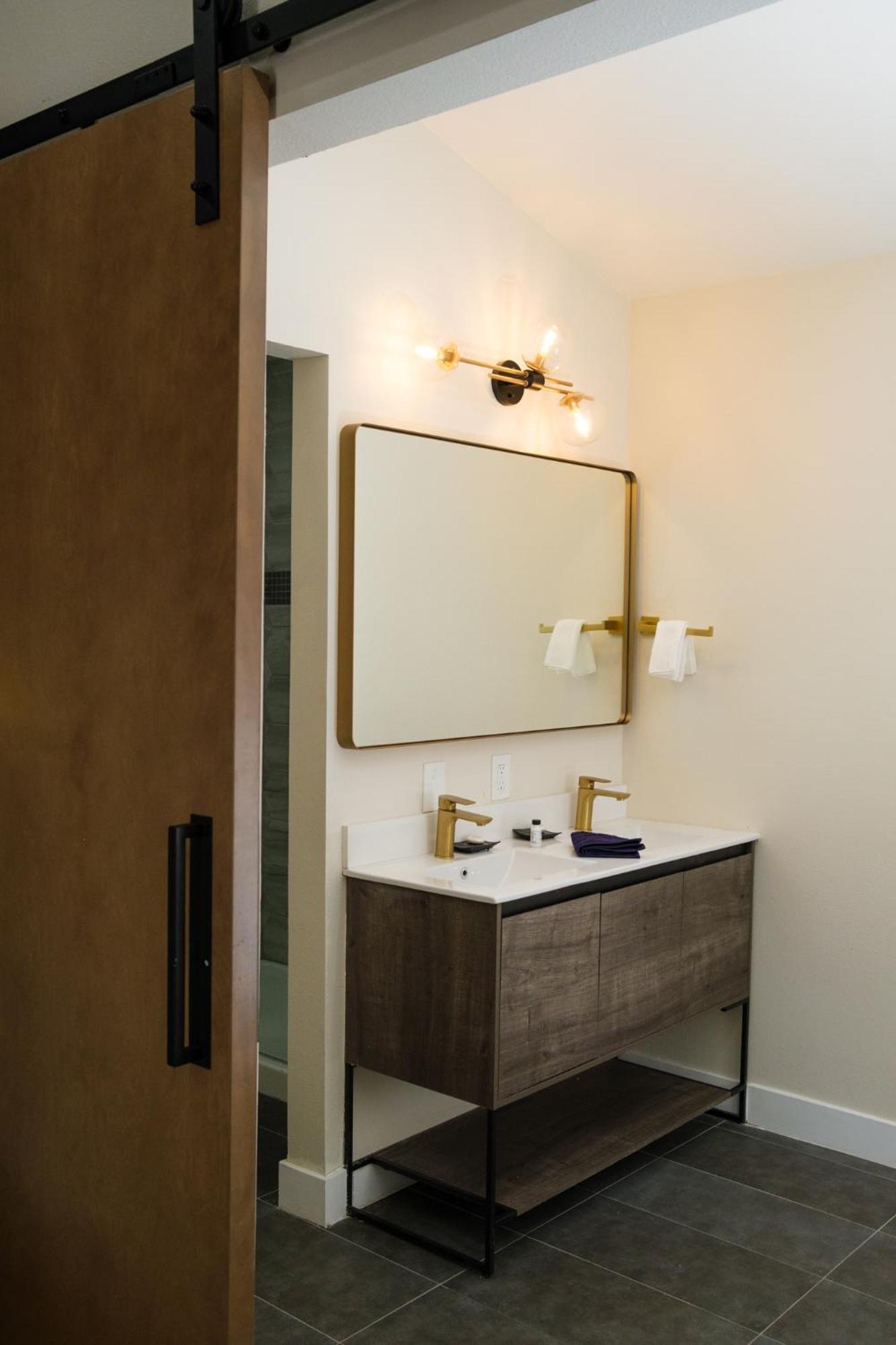 Adobe Inn Monterey Park Εξωτερικό φωτογραφία